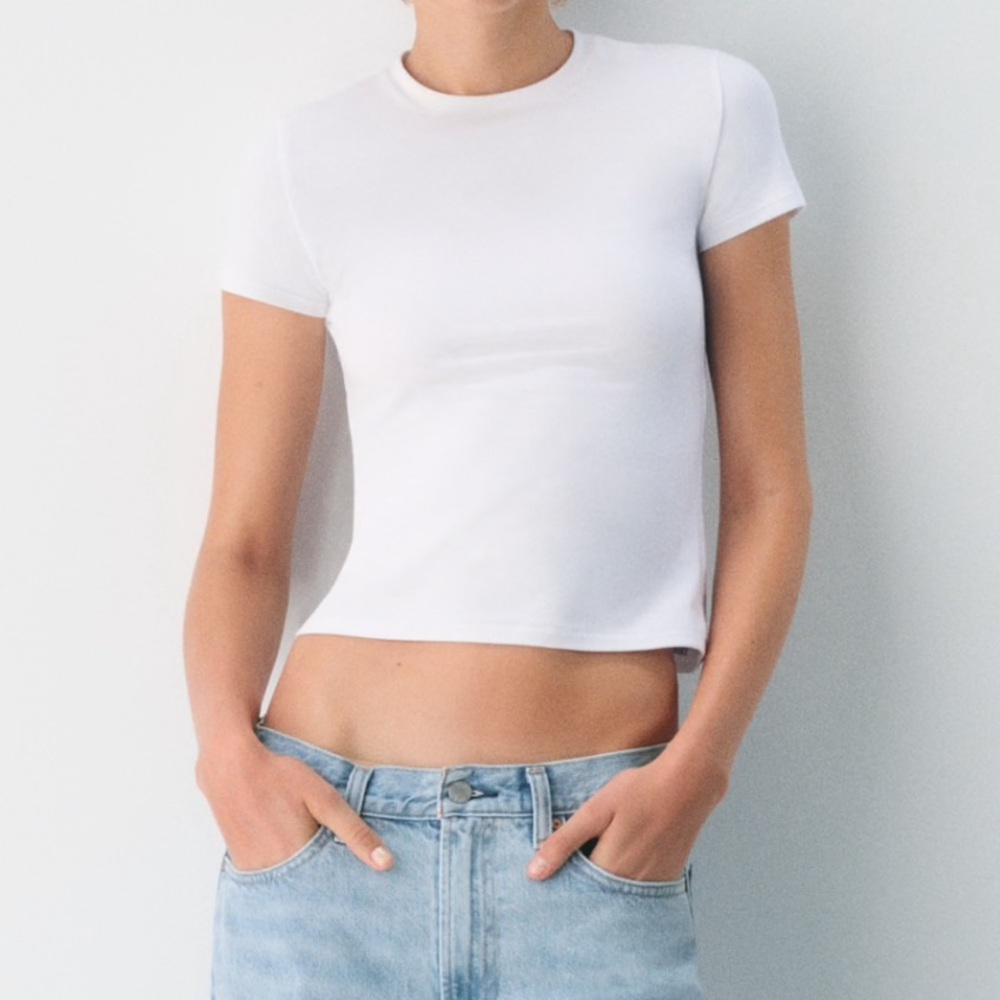 Aritzia HomeStretch Smooth Tune T-Shirt